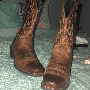 men’s size 10 LAREDO cowboy boots